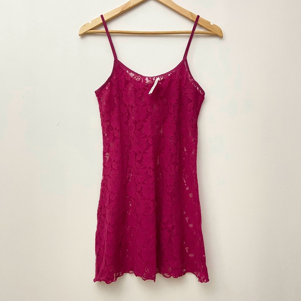 La Vie En Rose Pink Lace Chemise